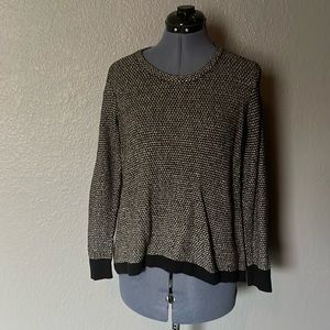 Black and white sweater shirt